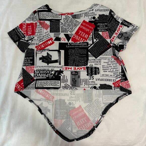 y2k newspaper print fitted graphic top curved hem streetwear - Picture 4 of 5